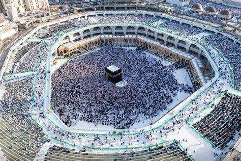 Ramadan 2023: Saudi Arabia reveals average Umrah hours - Arabian ...