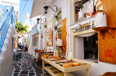 Τhe Best Shops in Mykonos for 2019 | Welcome Pickups