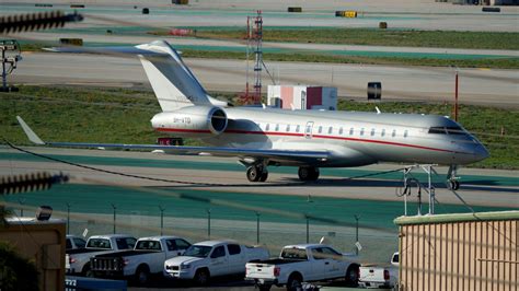 Taylor Swift's private plane lands at LAX - NBC Los Angeles