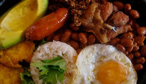 Traditional Colombian Dish: The Filling Bandeja Paisa Uncover Colombia