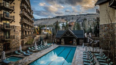 The 10 Best Luxury Ski-In Ski-Out Lodges & Resorts in The USA ...