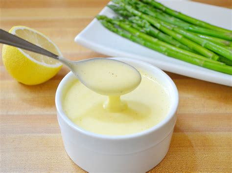 make hollandaise sauce with mayonnaise