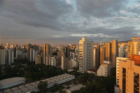 Belo Horizonte skyline at sunset | Matt Kieffer | Flickr