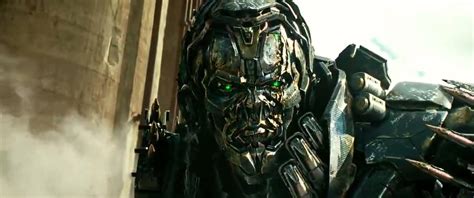 Transformers 4 Optimus Prime vs Lockdown - YouTube