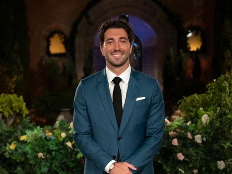 How to watch The Bachelor season 28 finale