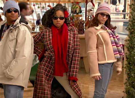 12 That's So Raven outfits we still can't get over - The Gossip Hot List