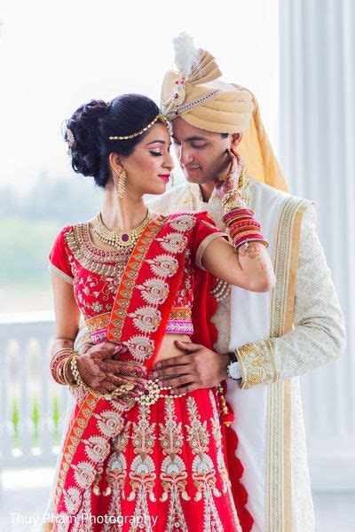 Lovely indian couple http://www.maharaniweddings.com/gallery/photo/87971 Indian Bride Poses ...