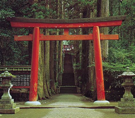 Torii | Gate, Japan, Shrines, Meaning, & Facts | Britannica