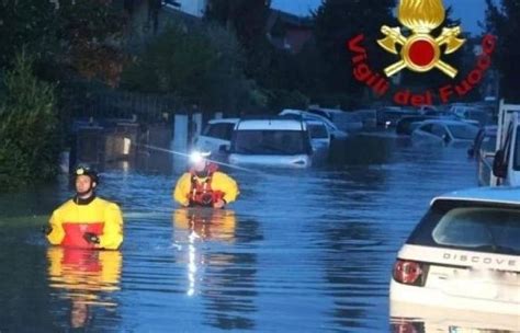 Storm Ciarán: Floods ravage Tuscany leaving three dead