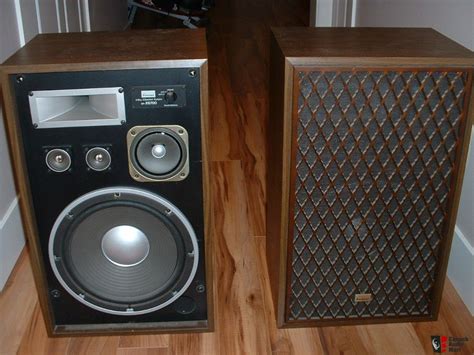 Vintage 70s Sansui SPX6700 speakers. I had a pair of these "bookshelf ...