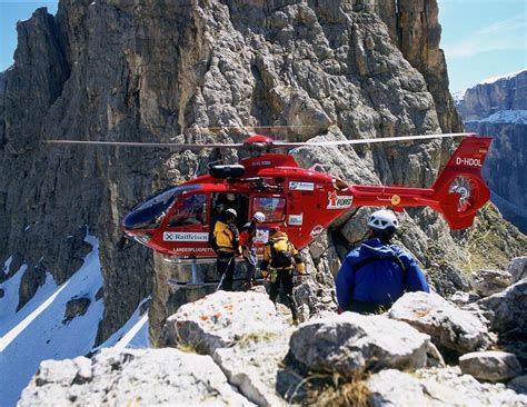 Romania's Interior Ministry buys three Airbus H135 helicopters for rescue missions | Romania Insider