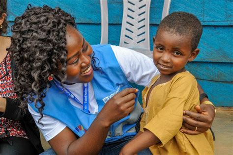 How UN Volunteers Help Us Feed Hungry People Around the World