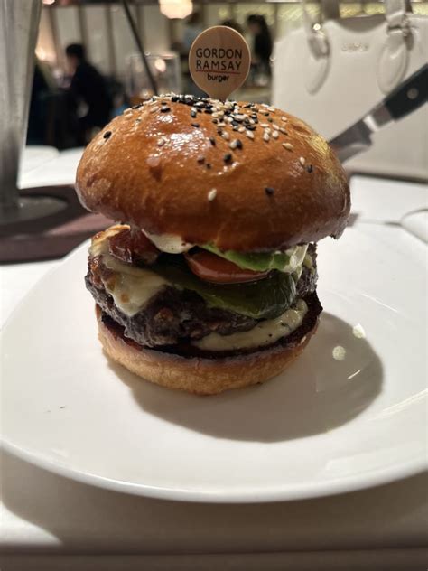 Gordon Ramsay Burger @ Harrods in London - Restaurant Reviews, Menus ...