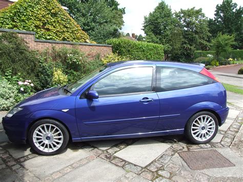 Ford Focus ST Mk1 - reviews, prices, ratings with various photos