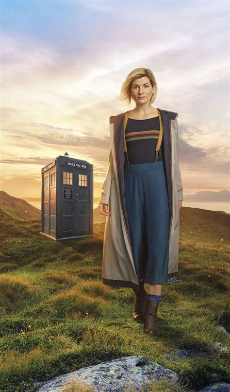 Jodie Whittaker Heads to San Diego Comic-Con For First Look at Doctor ...