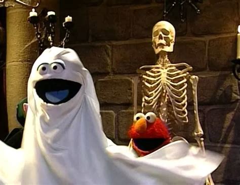 Elmo Says BOO! (video) - Muppet Wiki