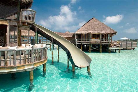 Best Luxury Resorts in The Maldives - WanderingTrader