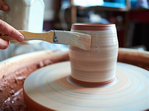 Best Ceramic Glazes for Pottery