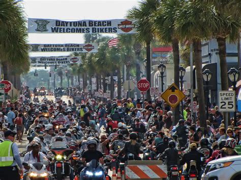 Motorcycles at Daytona Bike Week 2016