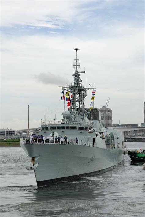 Royal Canadian Navy HMCS Ottawa (FFH 341), Halifax-class Frigate. Editorial Stock Image - Image ...