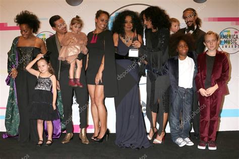 Singer Diana Ross with Grandchildren and Children – Stock Editorial Photo © Jean_Nelson #174430368