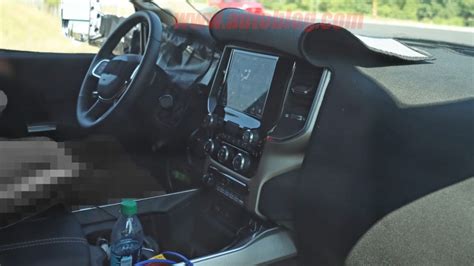 2020 Ram 3500 heavy duty's interior revealed in spy shots - Autoblog