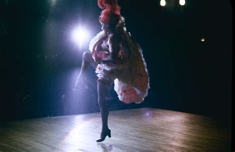 Moulin Rouge: Vintage Color Photos of a Legendary Cabaret's Dancers ...