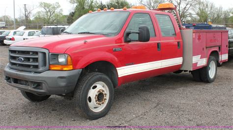 1999 Ford F550 XL Super Duty Crew Cab utility truck in Wichita, KS | Item D8206 sold | Purple Wave