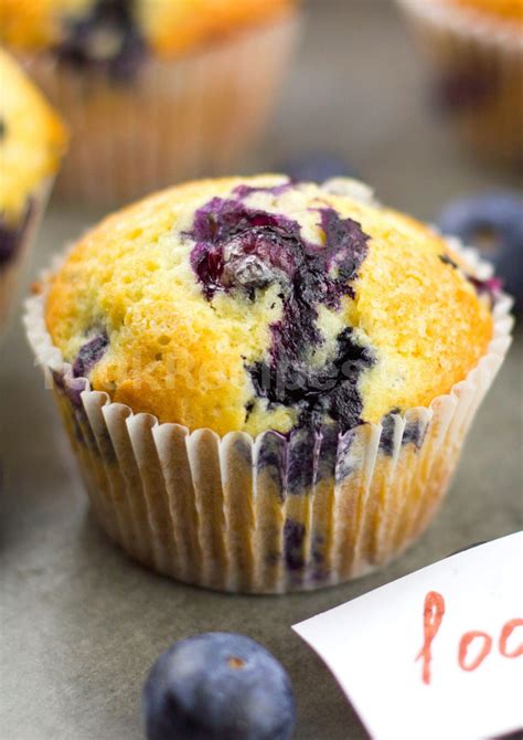 Quick and Easy Blueberry Muffins Recipe - 100kRecipes