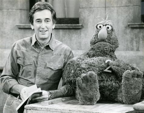 Bob McGrath, original 'Sesame Street' cast member, dies at 90 - Today Breeze