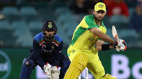 Australia v India: Glenn Maxwell's 'shot of the series' reverse sweep sends punters into a ...