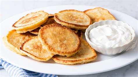 Fluffy Blini Recipe – HoHoHek