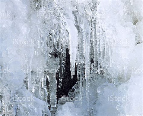 Ice Formation Stock Photo - Download Image Now - Cold Temperature ...