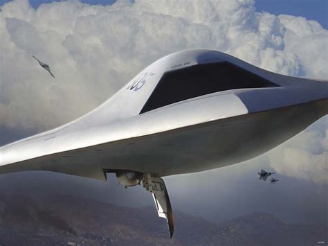 China Defense Blog: SkyBow, China's X-47 like stealth UCAV??