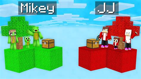 Mikey Family vs JJ Family SKYBLOCK Survival Battle in Minecraft (Maizen ...