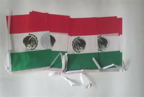 BANDERITAS DE MEXICO - CUERDA CON 16 BANDERITAS - STRING OF 16 MEXICO FLAGS | eBay