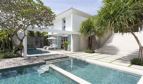 Villa Canggu: a luxury two-in-one abode by the beach | Honeycombers Bali