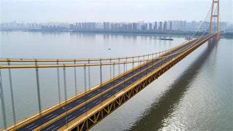 Yangsigang Yangtze River Bridge opens to traffic - CGTN