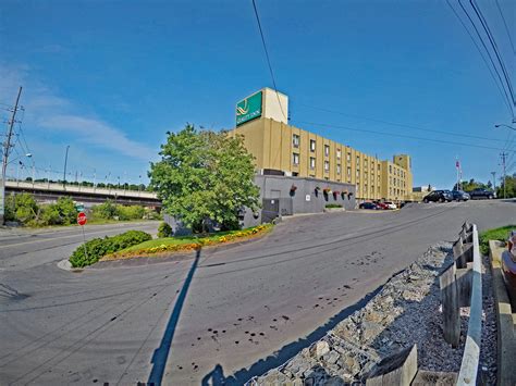 Quality Inn (Choice Hotels) in Sudbury, Ontario: A Railfan's Paradise?