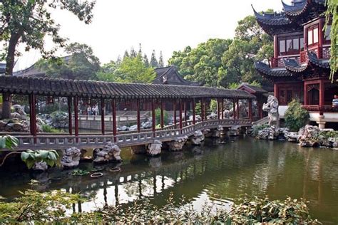 Yuyuan Garden: Wandering into Shanghai's Ancient Past