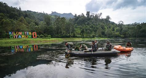 Belajar dari Keroyokan di Sungai Citarum