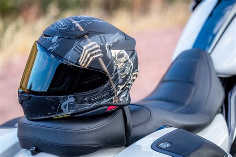 [Review] Shoei RF-1400 Full Face Helmet | Honda NC700 Forum