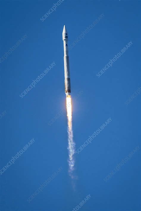 Landsat 8 launch - Stock Image - C023/1076 - Science Photo Library