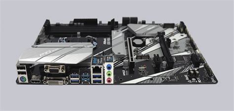 ASRock B365 Pro4 Motherboard Review