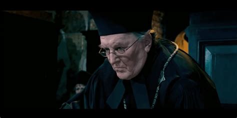 Cornelius Fudge actor from 'Harry Potter' dies at 91