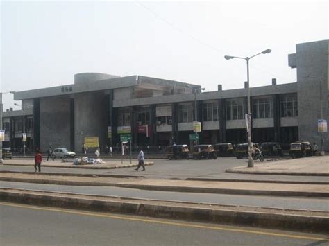 Nerul Railway Station - Navi Mumbai