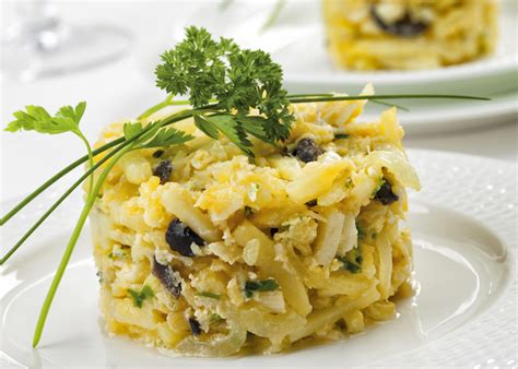 Bacalhau à Brás: 3 versões de uma receita fácil, rápida e deliciosa