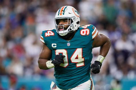 Christian Wilkins Named Top Target for Arizona Cardinals - Sports ...