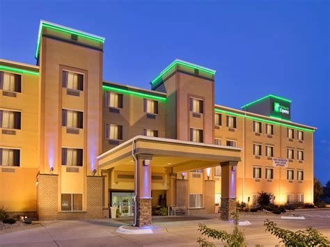 Hotels in Fremont, NE | Holiday Inn Express Fremont