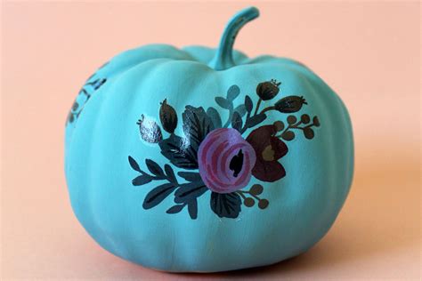 8 fantastic teal pumpkin decorating ideas for Halloween